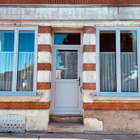 Superbe Appartement A La Croisee Des 4 Chateaux Lignieres-de-Touraine Bagian luar foto
